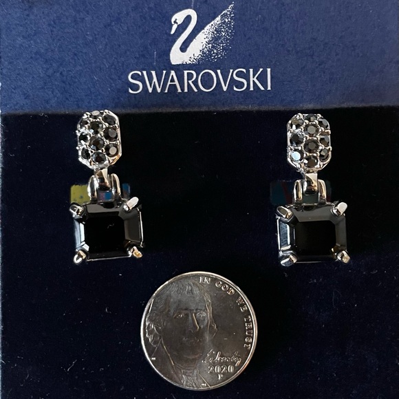 Swarovski Clip-On Earrings - Picture 3 of 3